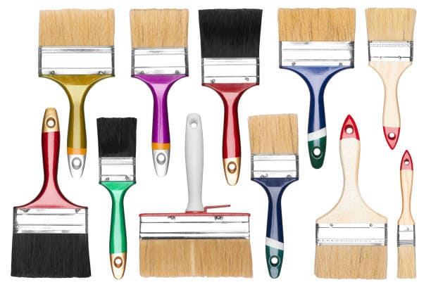 different tyes and sizes of brushes