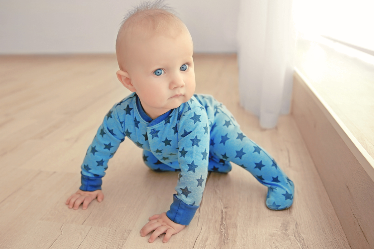 Tips to promote crawling in babies