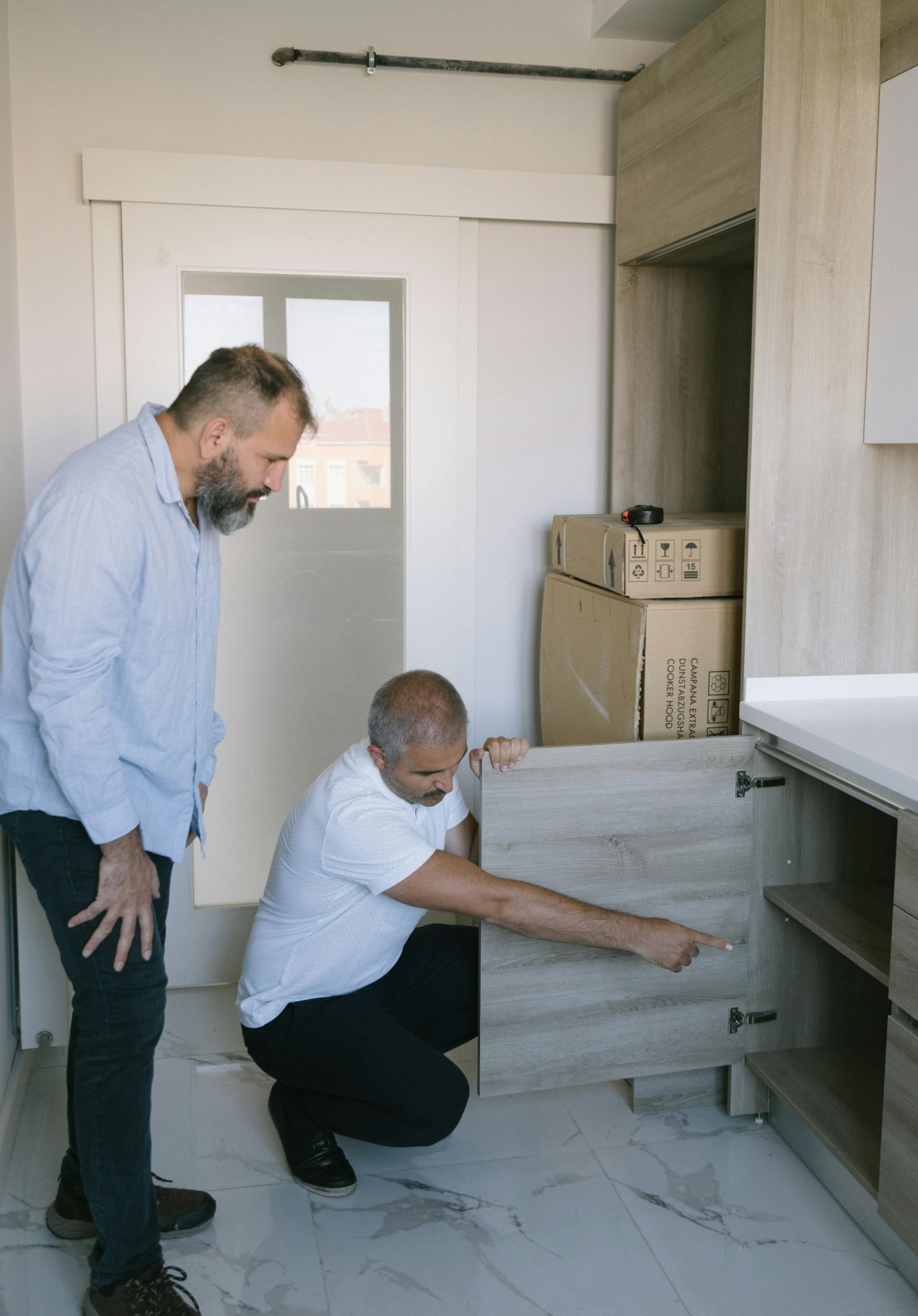A home inspection is completed by an investor and a contractor in his network. 