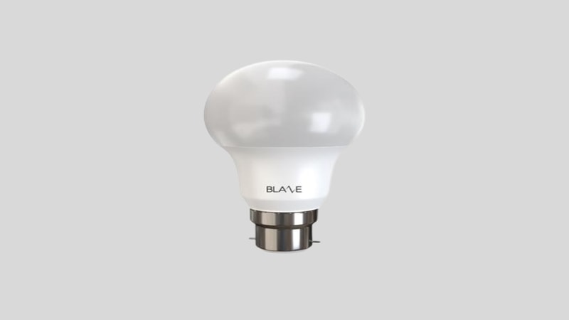 Pin base light bulb