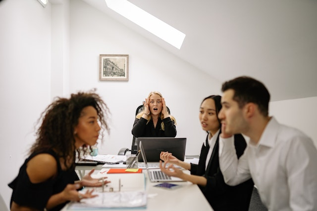 la résistance au changement des collaborateurs se manifeste de différentes manières