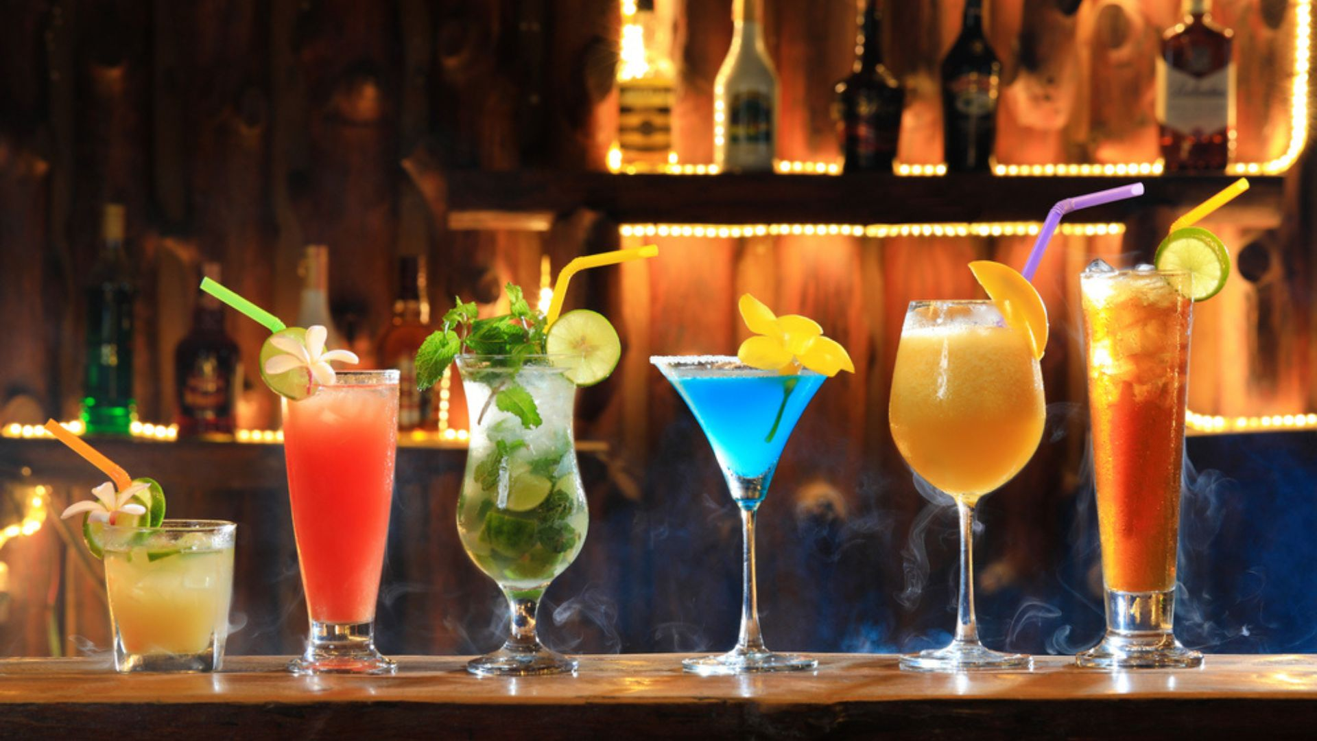 What Parties To Celebrate With Mobile Bar Hire? -