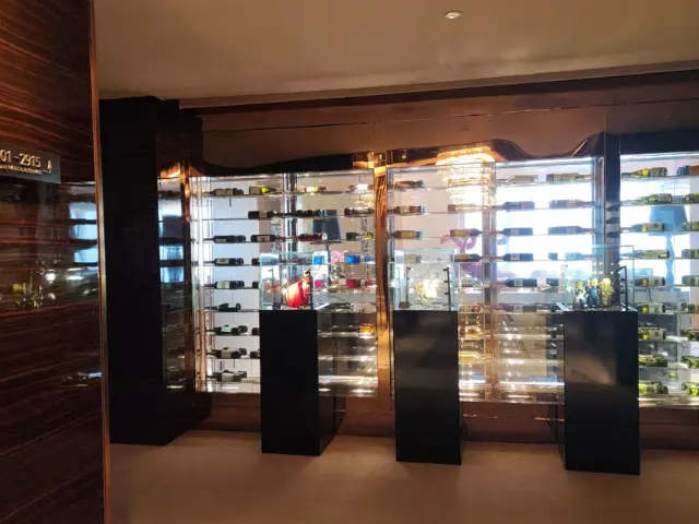 Sofitel Guangzhou Review - Sofitel Guangzhou Executive Lounge Entrance