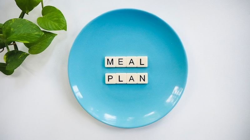 A Sample Meal Plan to Keep You Full and Your Taste Buds Happy