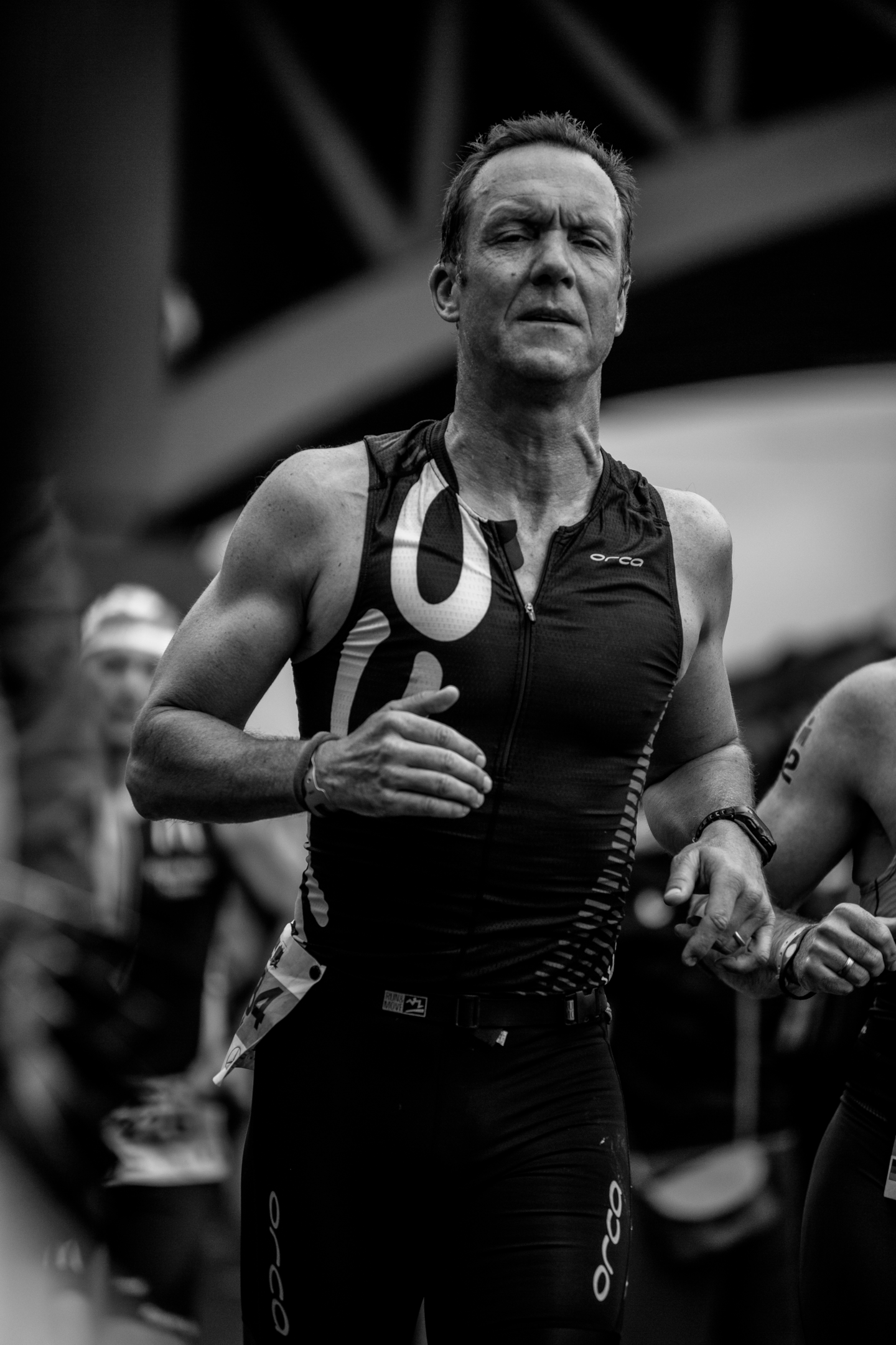 Homem praticando a corrida. Foto de formulário PxHere.