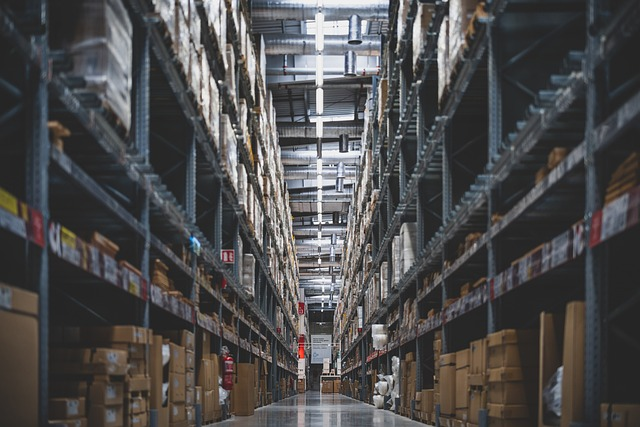 amazon warehouse that supports ecommerce companies to boost amazon sales