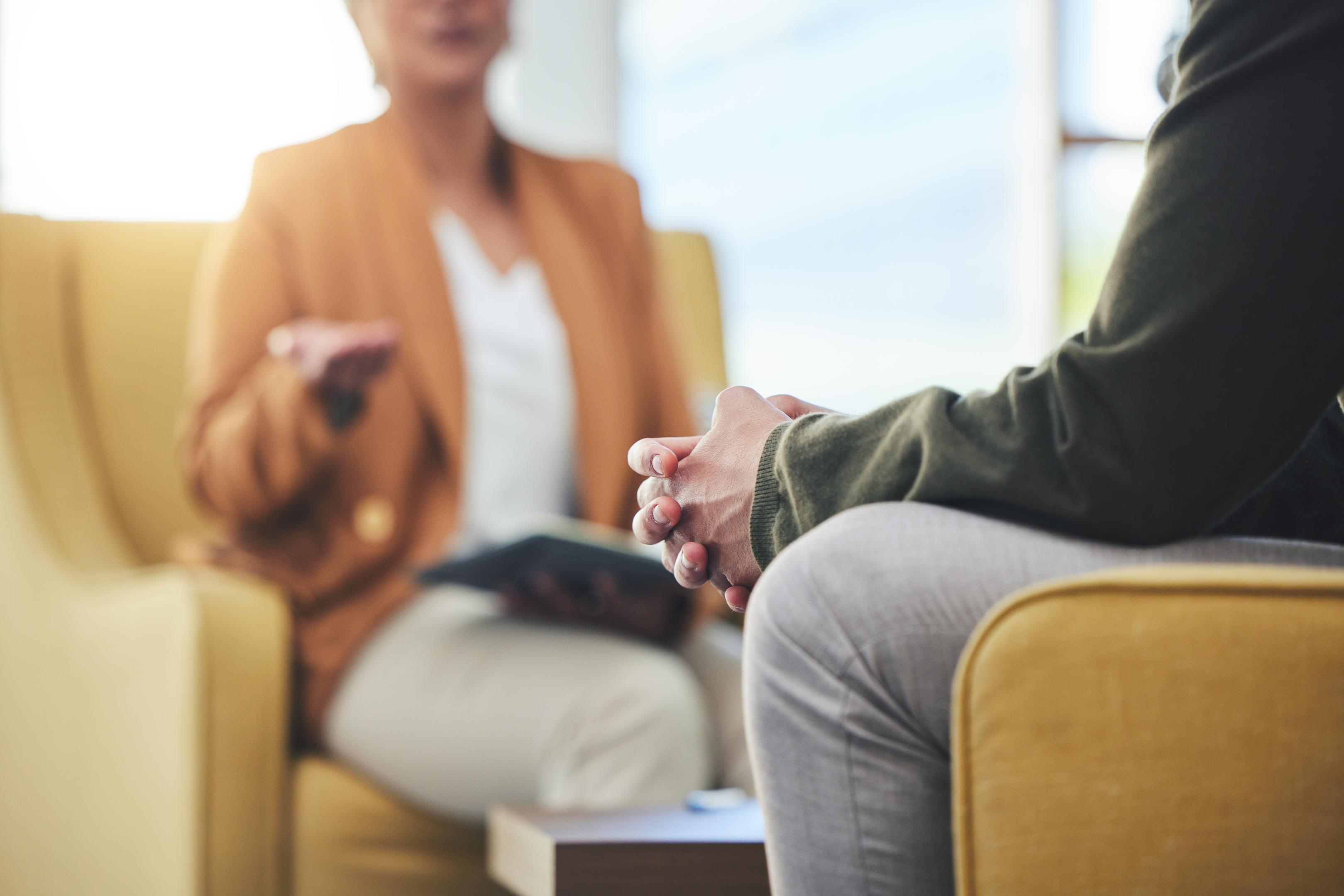 There are differences in inpatient vs outpatient addiction treatment, but therapy is a cornerstone of each