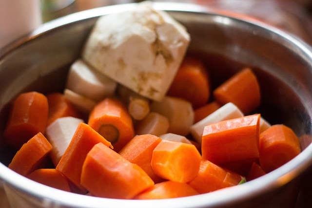 chicken broth, vegetables, carrot