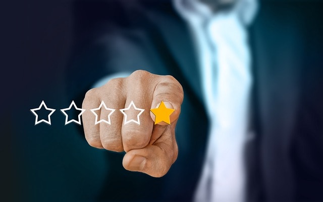 Evaluating Client Reviews and Testimonials