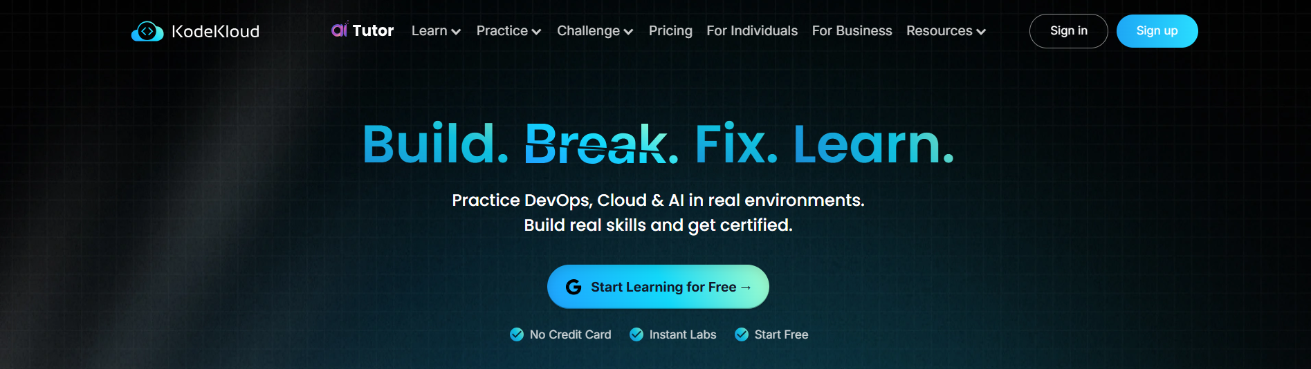 KodeKloud homepage featuring interactive cloud-based labs for DevOps, cloud computing, AI training, and certification preparation.