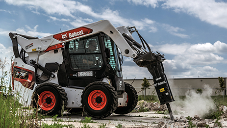 skid steers offer medium frame point straight ahead