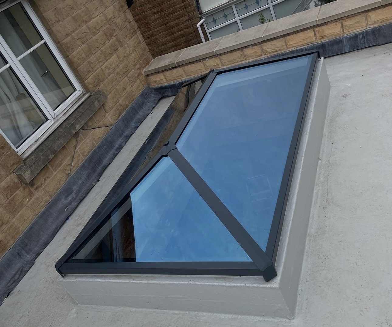roof lantern with laminated glass