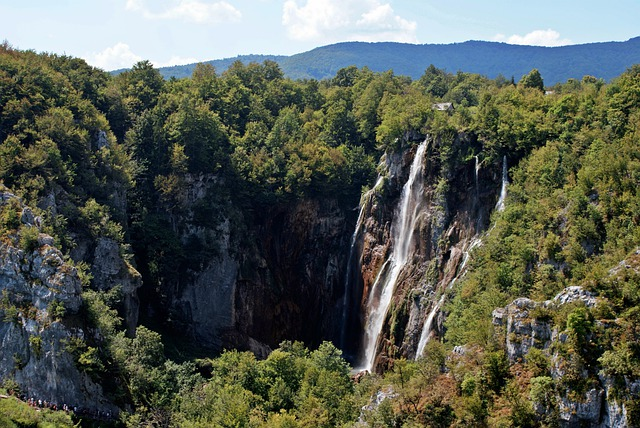 croatia, plitvice lakes, plitvicka jezera, Plitvice Lakes National Park, landmarks in croatia