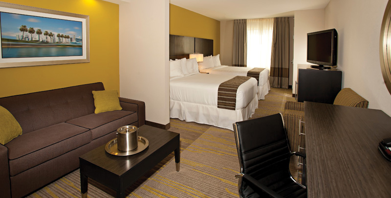 Image sourced from the Comfort Suites' website at: https://www.google.com/url?sa=i&url=https%3A%2F%2Fcomfortsuitesmiamiairport.com%2F&psig=AOvVaw1IZs6_-wEpKjXAH9ApY5O2&ust=1669271570469000&source=images&cd=vfe&ved=0CBAQjRxqFwoTCOjrgqzXw_sCFQAAAAAdAAAAABAE