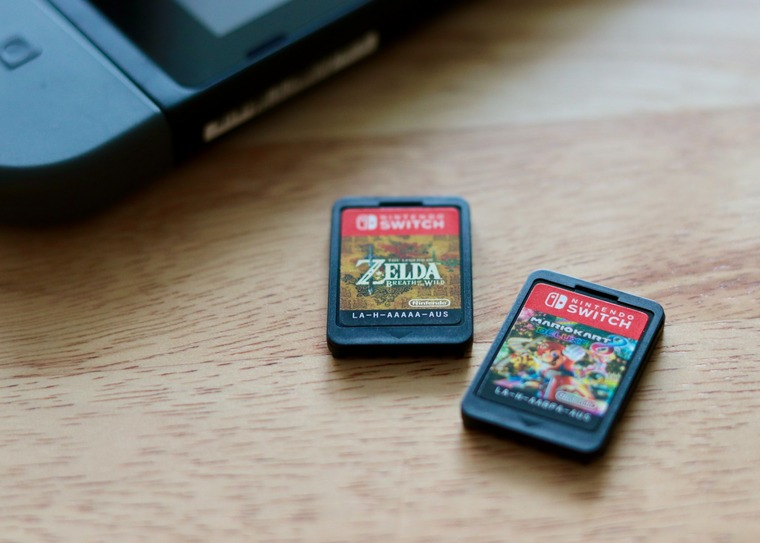 Hey, maybe you just like licking Switch cartridges. That's not our business. (Image Source: Jacob Spaccavento on Unsplash.com)