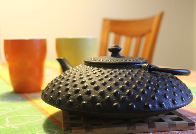 teapot, tea, mugs