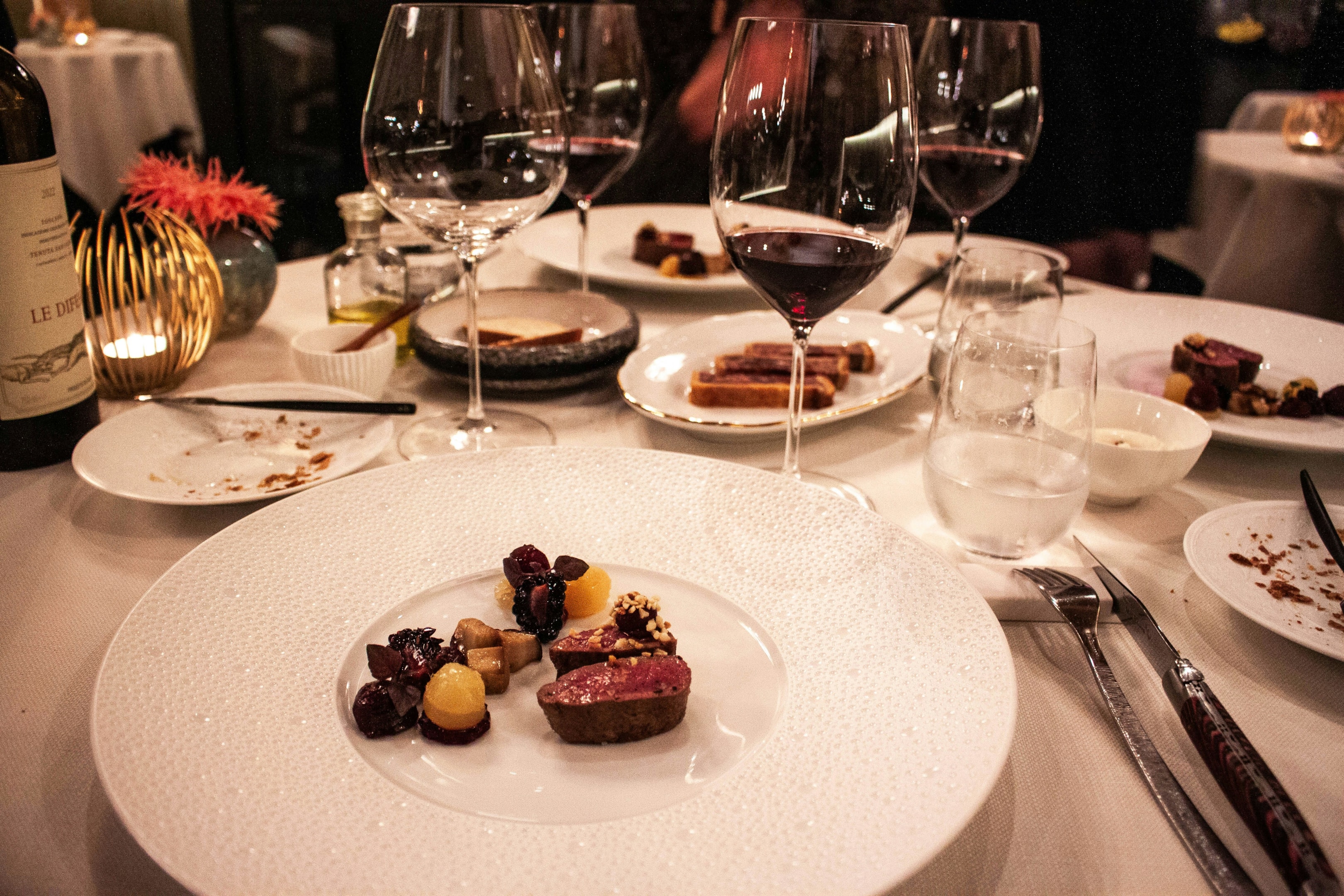 Michelin Dining in Singapore SG : Celebrated culinary excellence shaping the city’s gastronomic identity.