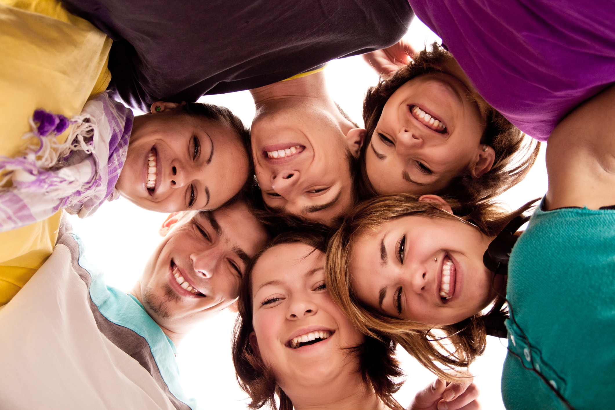 teens at the age wisdom teeth extraction should happen