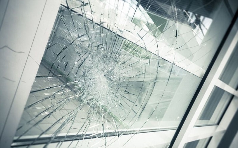 testing for polycarbonate's impact resistance