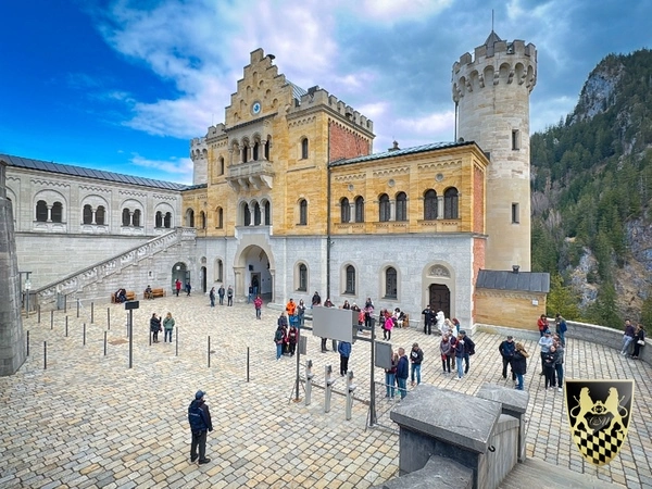neuschwanstein castle day tour from munich