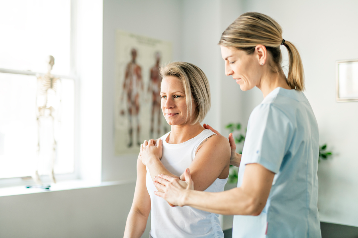 physical exam to determine shoulder pain causes and shoulder diagnosis for intense pain