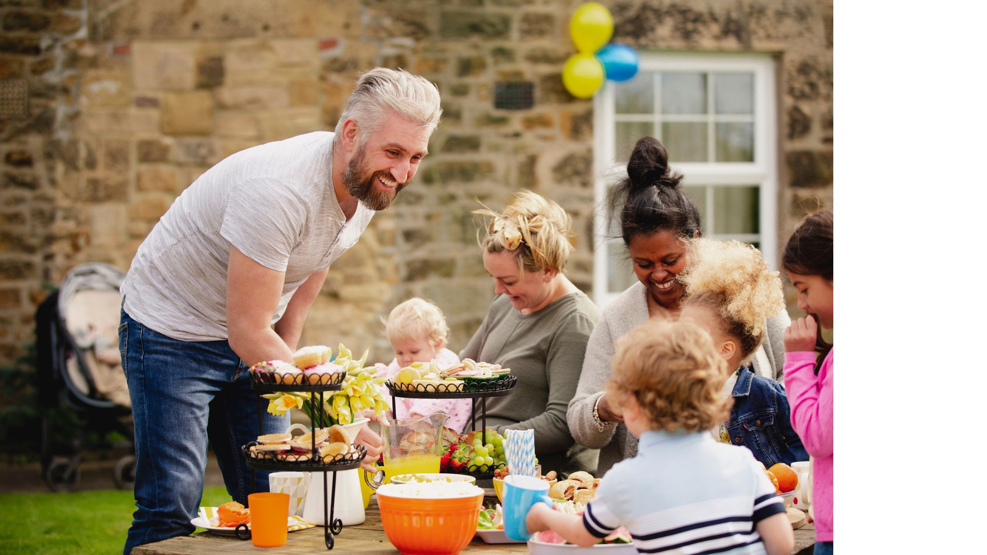 6 Strategies to Expand Your Easter Outreach