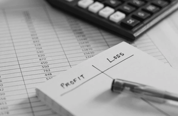 Monthly Financial Reporting for SMEs - Best Practices Guide 2 best practices for monthly financial reporting