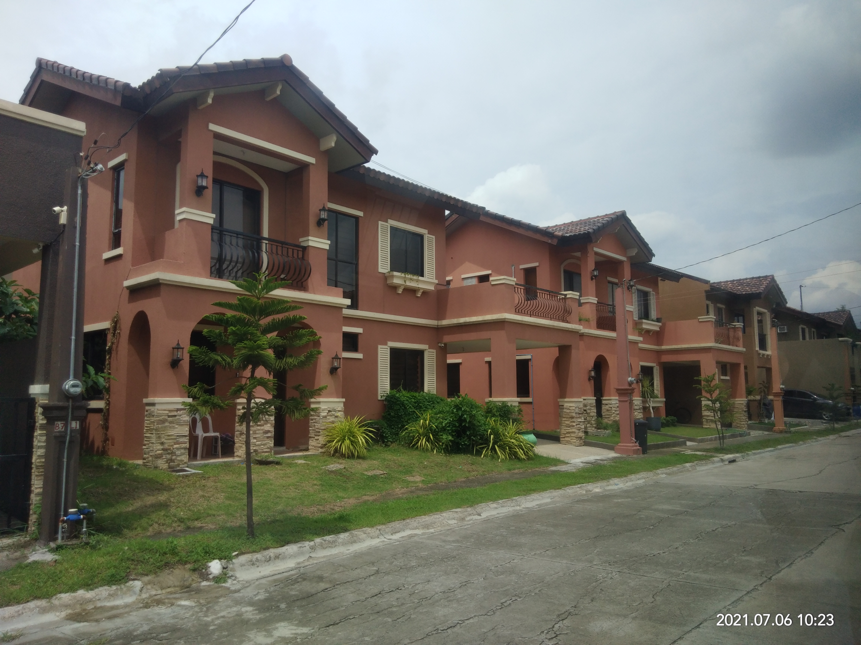 townhouse living, living in a townhouse, ofw property investment, ofw investment