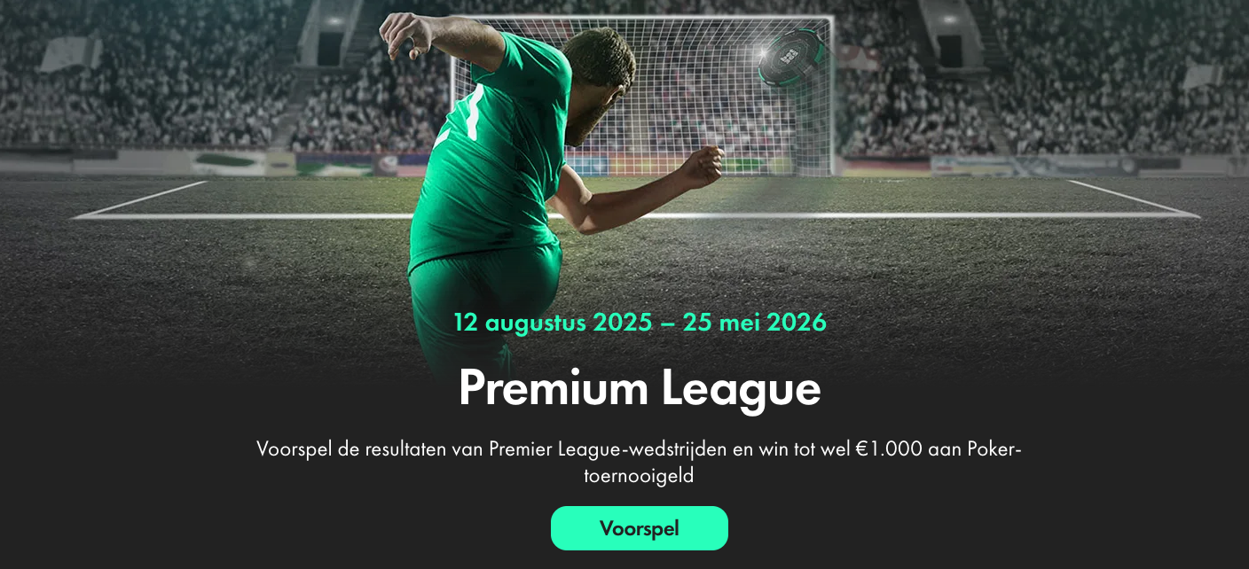 Voetballer die schiet op doel in een stadion voor een Premier League promotie bij bet365, waar spelers resultaten kunnen voorspellen en prijzen winnen zoals deelname aan online poker toernooien.