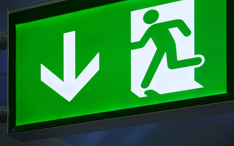 Creative Applications Of Acrylic Sheets In Signage