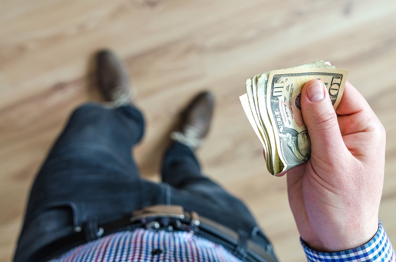 Expats Usually Keep Account in Both their Home Country and Mexico