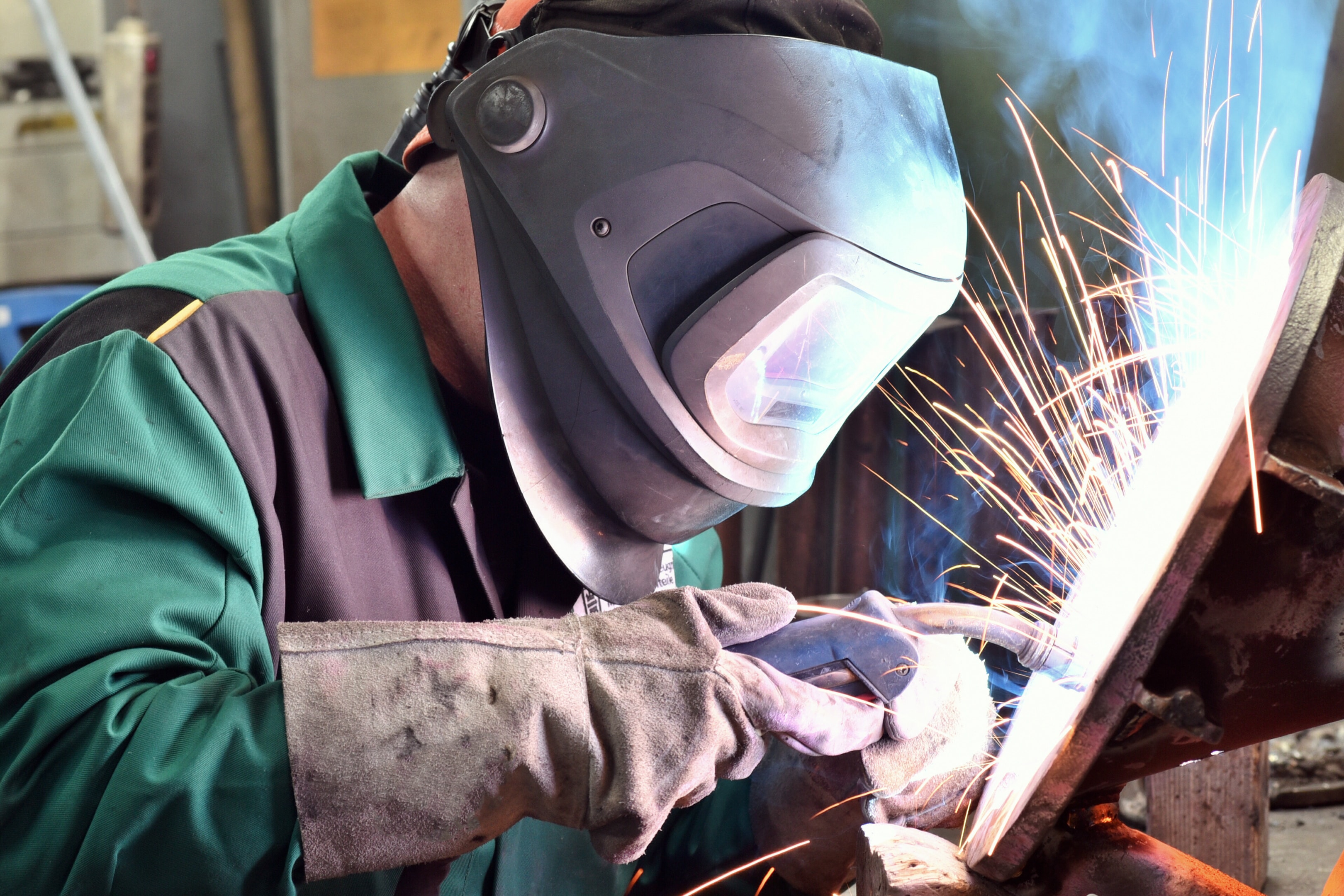 Welding helmets for safety and performance - welding helmet