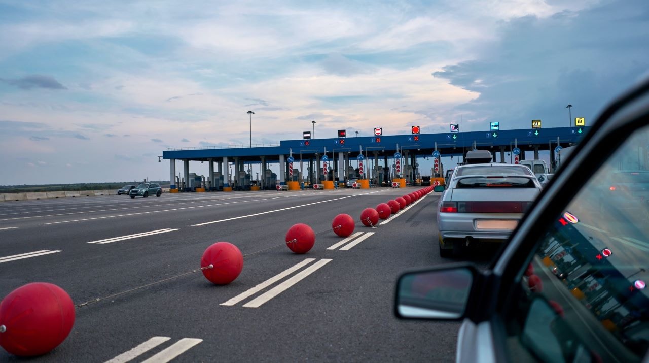 Praca inkasenta na autostradzie