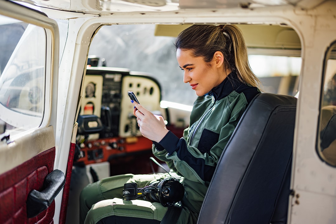 Learning to Fly The Role of Online Ground  School