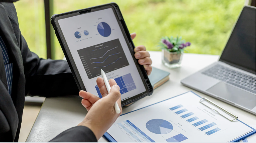 dyskomfort psychiczny, uczucia dysonansu, kary cielesne, powodu groźby, , rym niedokładny, swoimi myślami, niskiej samoocenie, wewnętrznego konfliktu, amerykańskiego psychologa leona festingera, krytyczne myślenie, dana osoba, MASZ trudności, skrajnych przypadkach, dysonans pojawia 