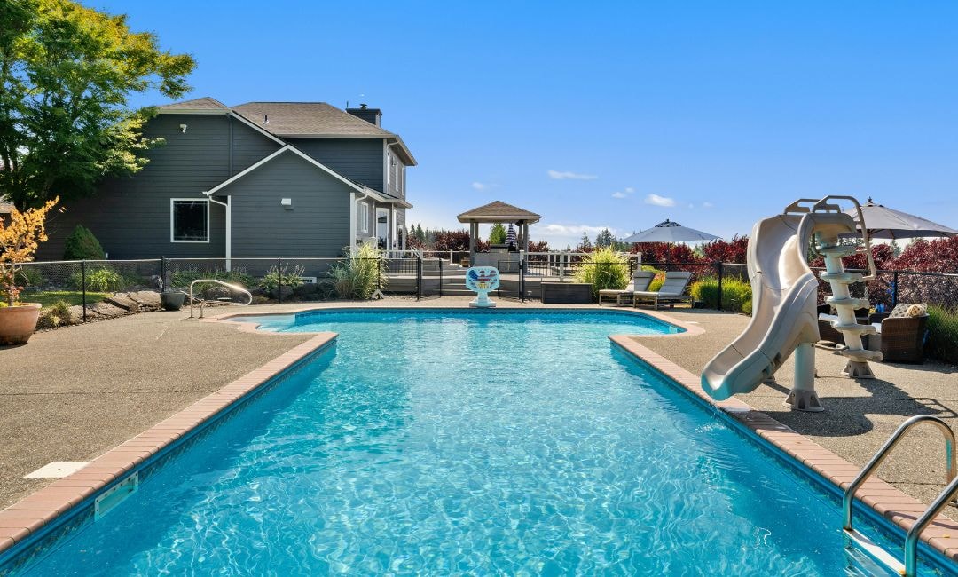 Can Structural Damage Be Fixed in My Swimming Pool|Insights