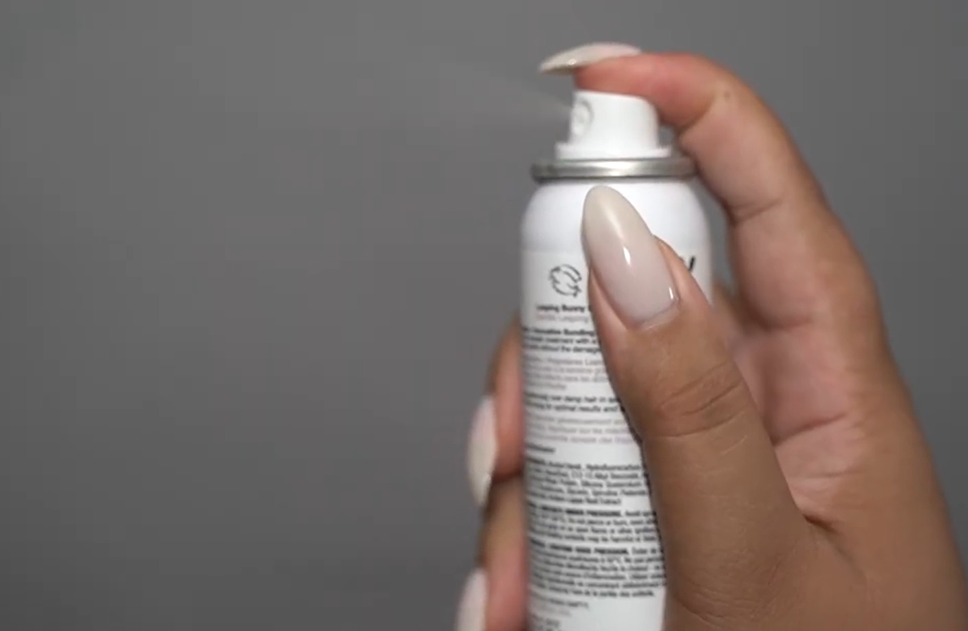 IGK Good Behavior Spirulina Protein Smoothing Spray