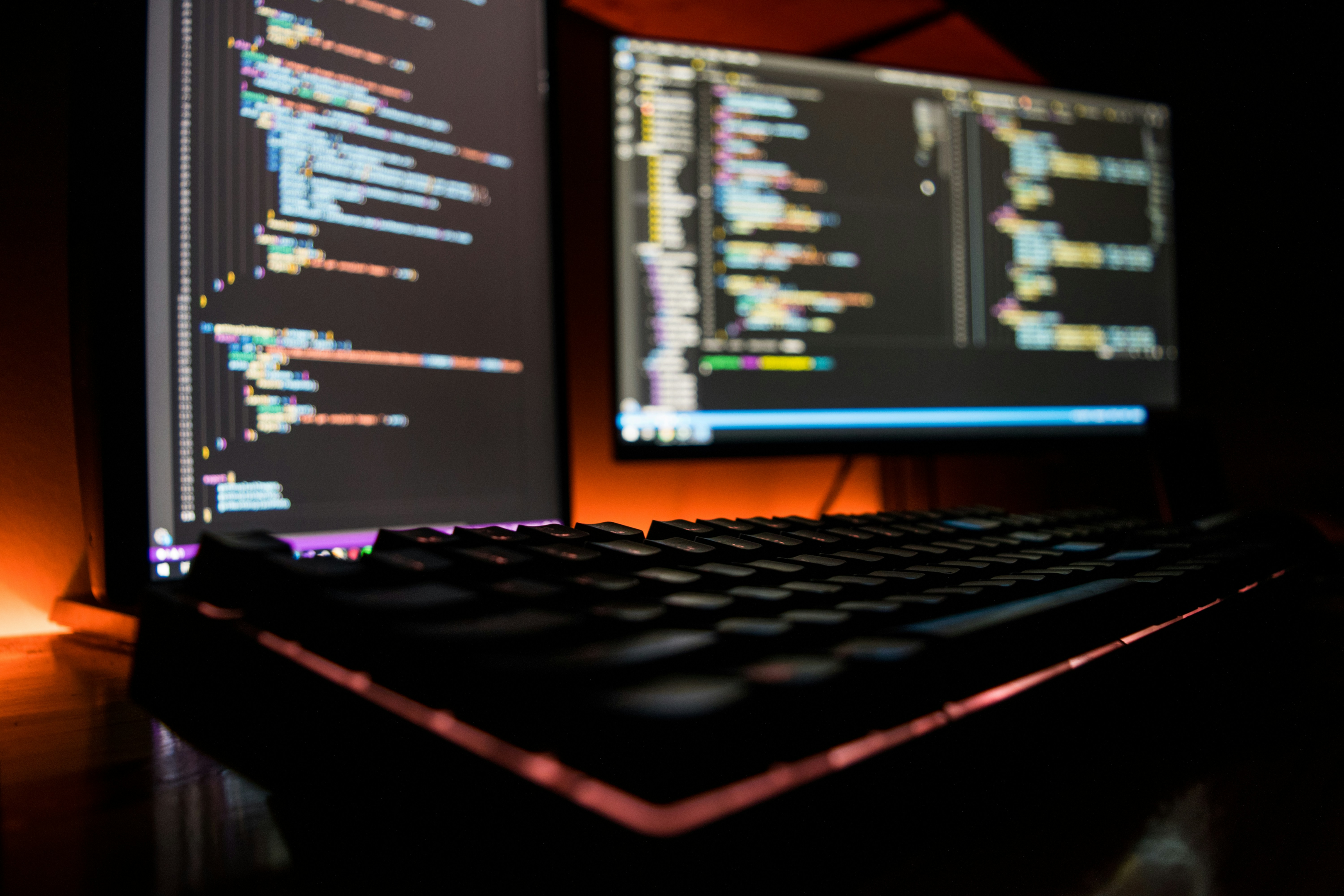 The terms used to explain the backend design of a website — css media queries, flexible images, mad width property — can sound like a different language.  