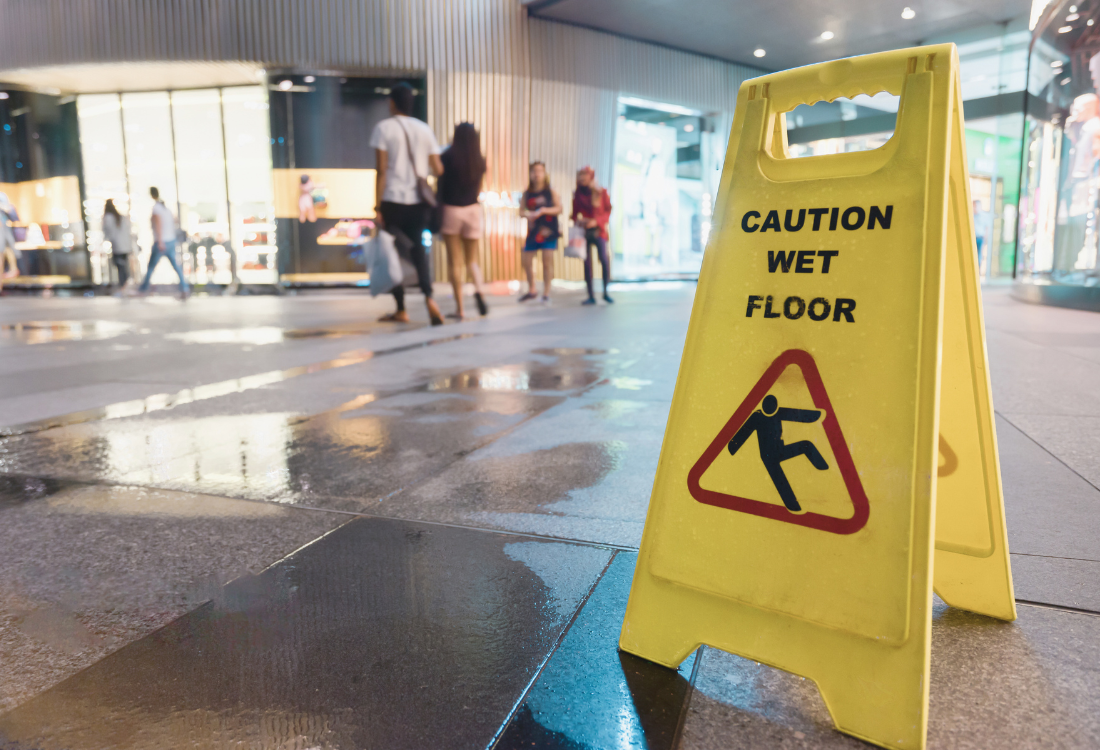 Märät lattiat on valitettavan tuttu näky eri liikkeissä. Vaihtomatolta saa kaikki eteis ja kuramatot liikkeesesi.