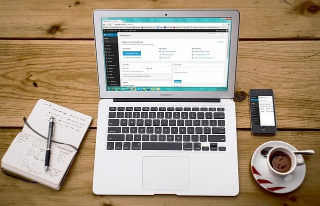 laptop, wordpress, web design, creare il tuo sito web