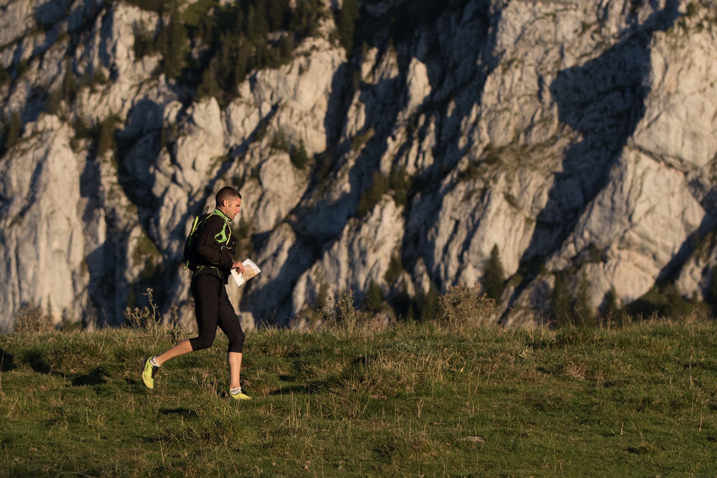 Homme qui débute le trail