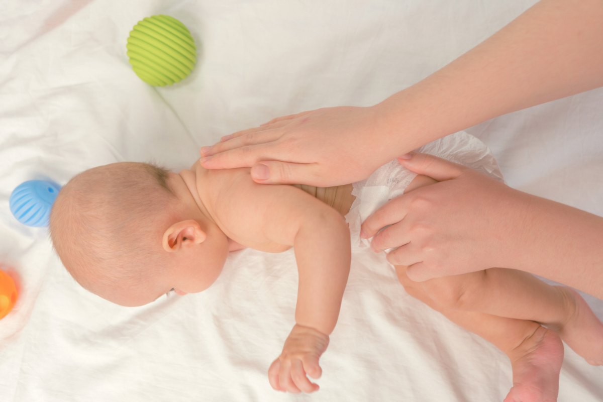 How to encourage infant crawling