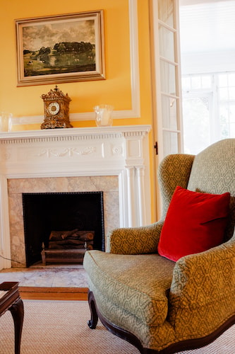 August and July are exceedingly popular at our Greenwich, Connecticut, bed and breakfast