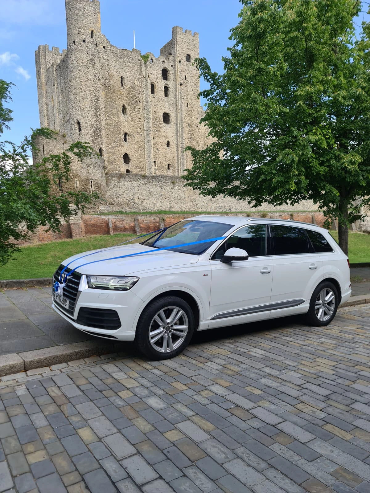 Rochester Castle Wedding Car Audi Q7 S Line 7 Seater SUV