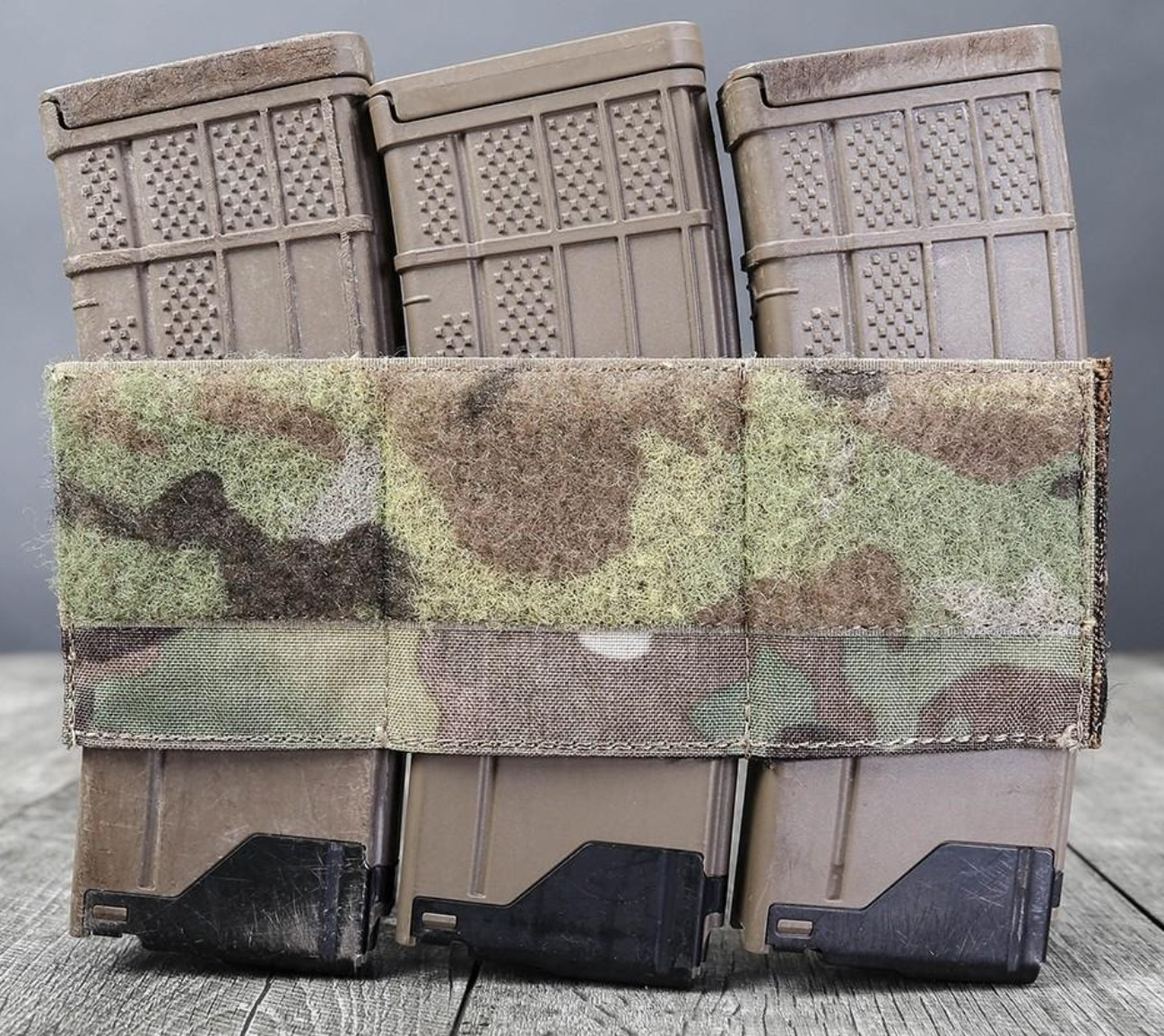 Esstac KYWI Triple Pouch Magazine Pouch in camouflage green