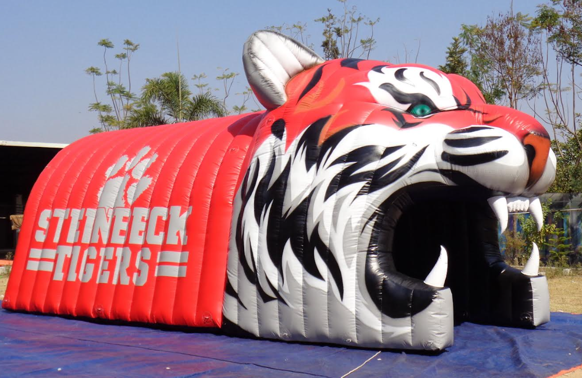 https://www.usablimp.com/inflatable-advertising/football-tunnels/