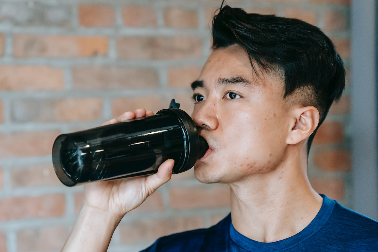 resistance training program, dietary supplements