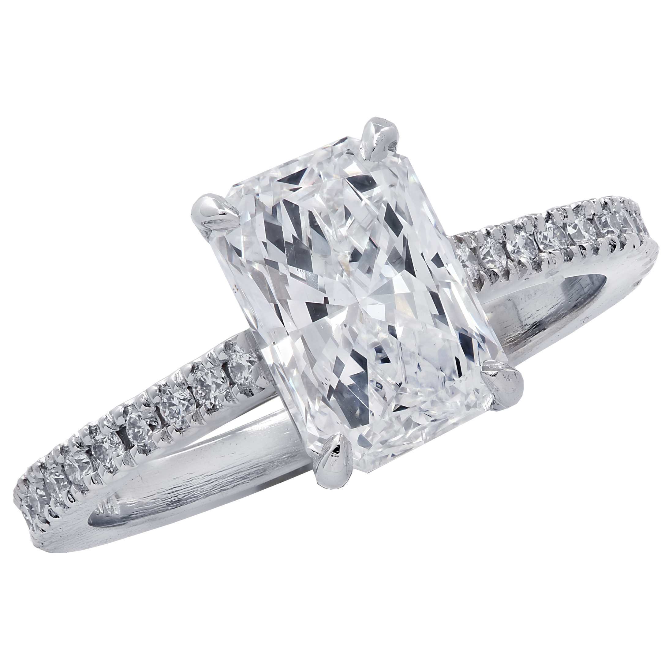 Solitaire radiant cut diamond ring