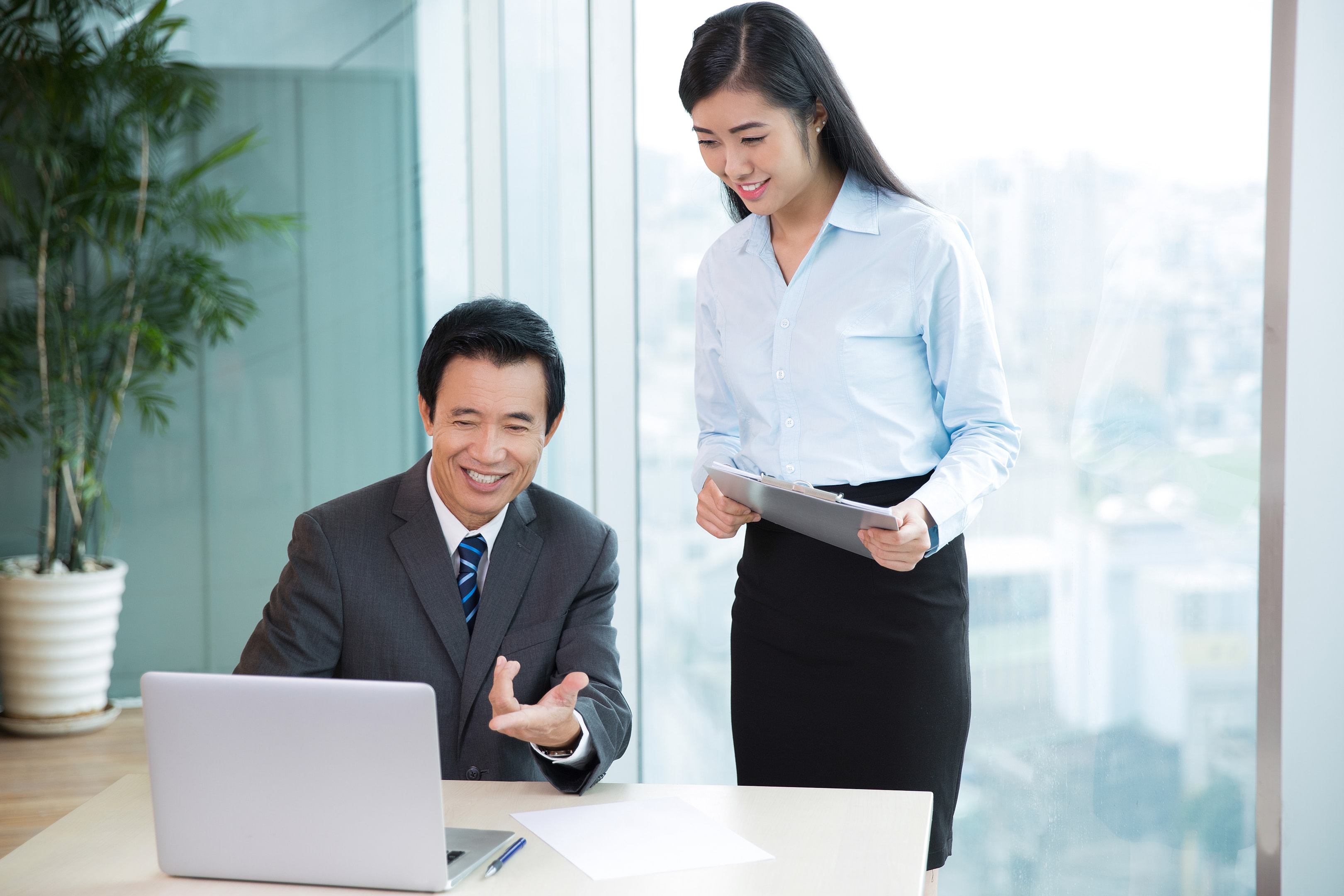 HR managers often struggle with attendance tracking due to outdated attendance management systems and lack of accurate records.