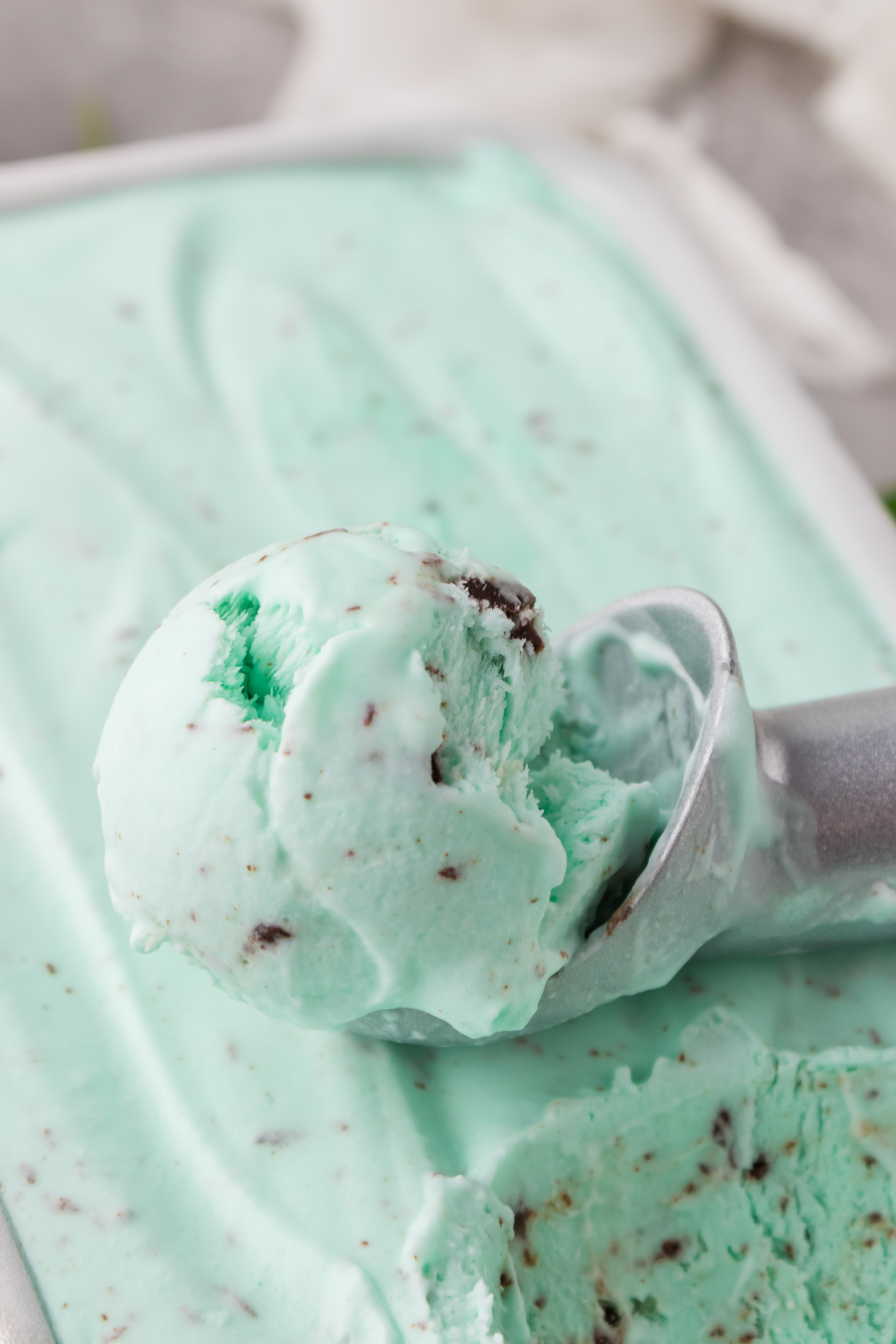 ice cream scoop scooping mint chip ice cream